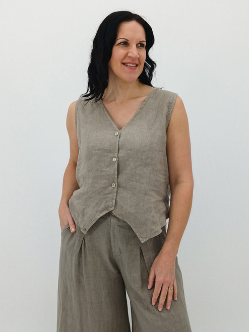 Lorita Linen Waistcoat - Fawn