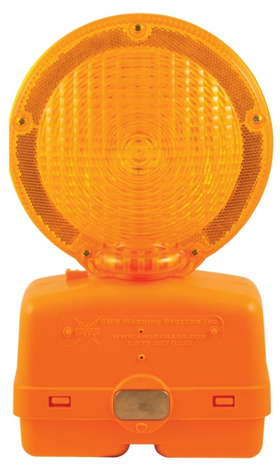 LED Barricade Light 747LEDA,B   Safety Supply Canada