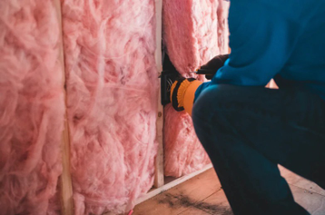 Should I Use An Insulation Contractor  or a General Contractor to Insulate   My Home?