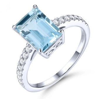 emerald cut aquamarine and diamond ring in 14k white gold
