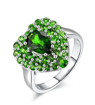 chrome diopside heart ring in rhodium over sterling silver