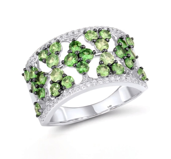 tsavorite garnet and diamond ring in 14k white gold