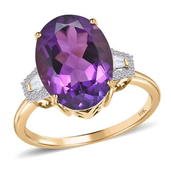 amethyst and diamond ring in solid 10k yellow gold
