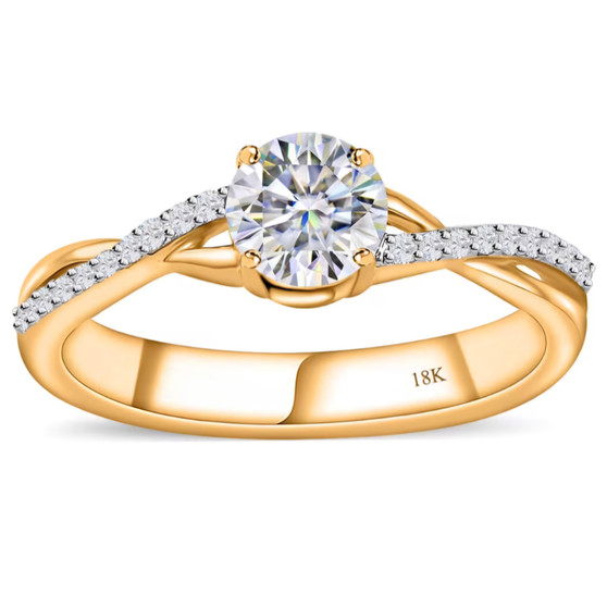 diamond engagement ring in 18k yellow gold