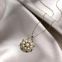 Freshwater-pearl-blue-sapphire-diamond-yellow-gold-necklace-live-GGG100