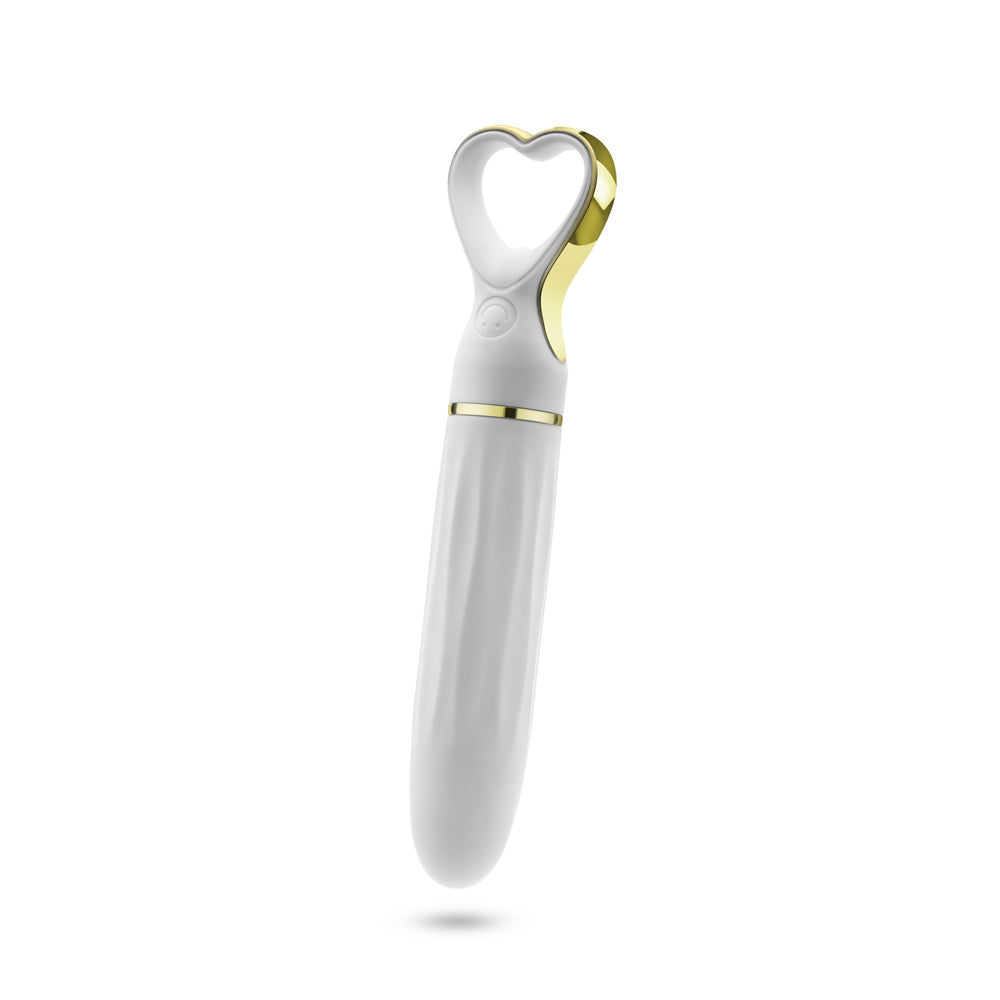Delice Heartthrob White Bouquet