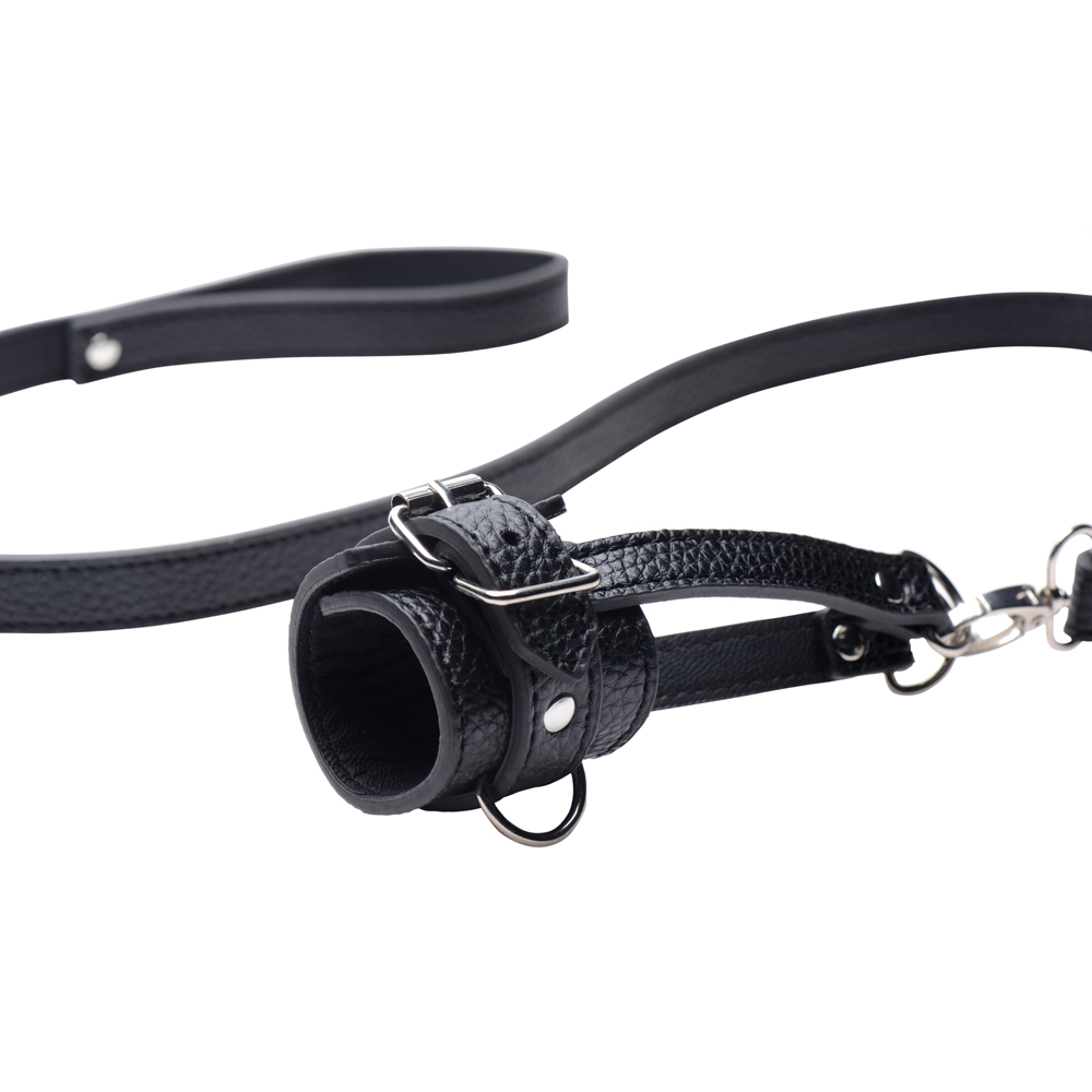 Strict Ball Stretcher With Leash