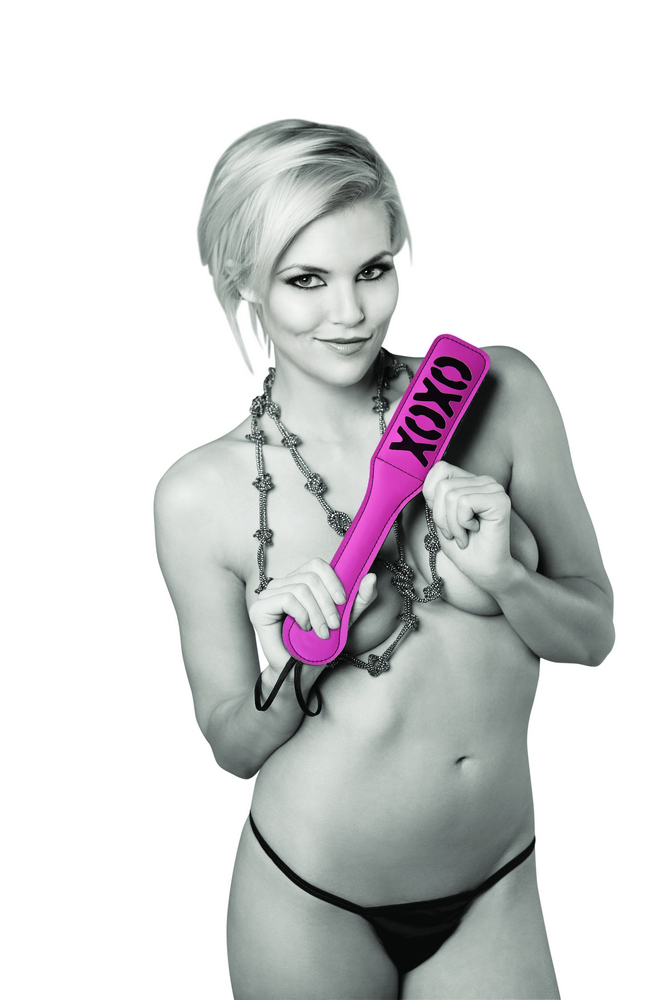 Sportsheets Sex & Mischief Fetish Feather Xoxo Paddle - Pink