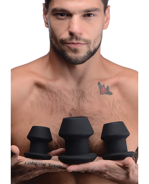 Master Series Gape-Grommets 3 pc Hollow Silicone Anal Dilator Set - Black