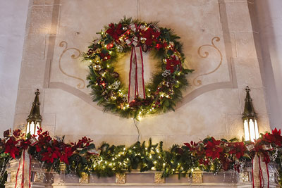 Christmas Wreaths & Garland