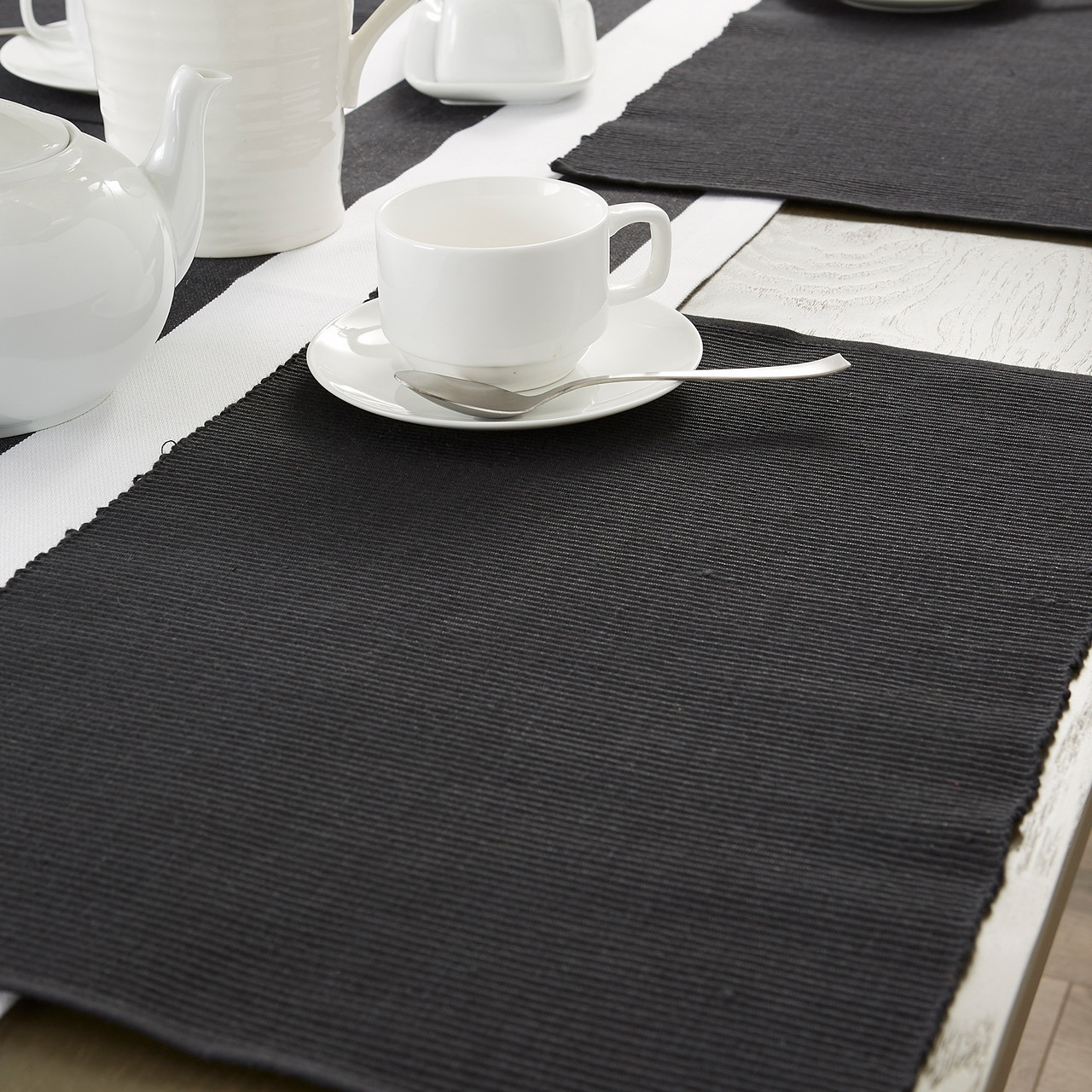 Set of 6 Black Ribbed Placemats 19” x 13" Christmas Central