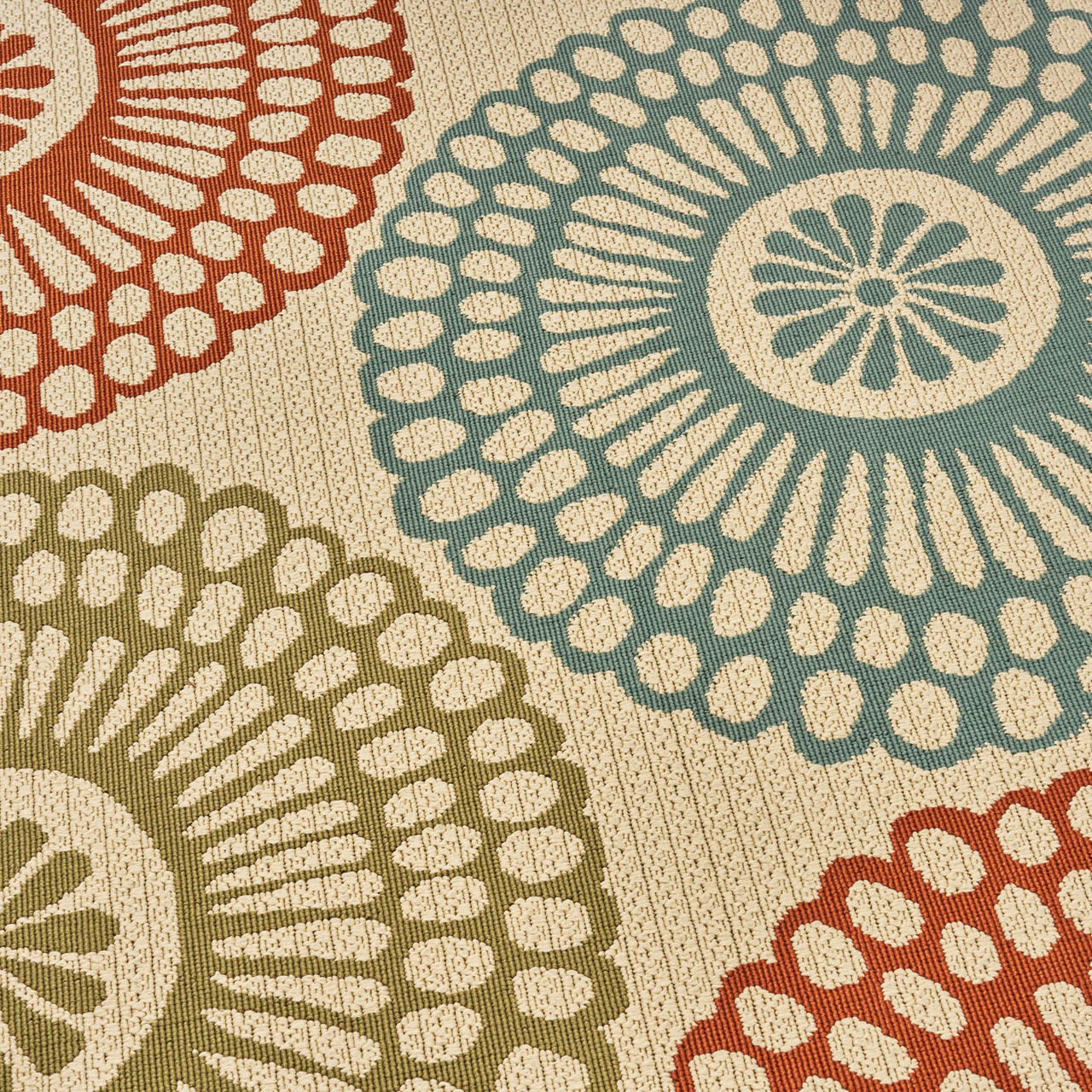 5' x 3.25' Ivory & Blue Medallion Rectangular Outdoor Area Rug