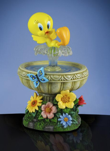 5.5" Musical "Tweety in Water Fountain" Figurine - IMAGE 1