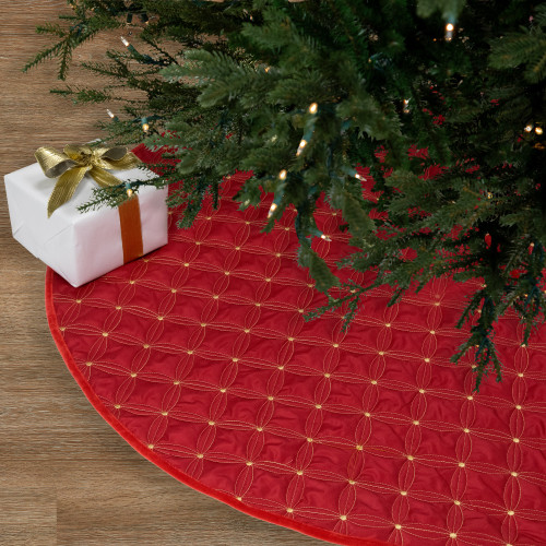 Round Quilted Christmas Tree Skirt - 72“ - Red - IMAGE 1