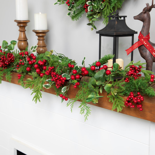 Mixed Pine, Cedar and Berries Artificial Christmas Garland - 5' - Unlit - IMAGE 1