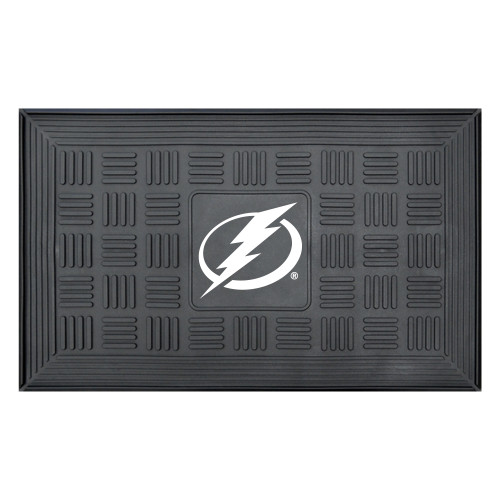 19.5" x 31.25" Black NHL Tampa Bay Lightning 3-D Team Medallion Doormat - IMAGE 1