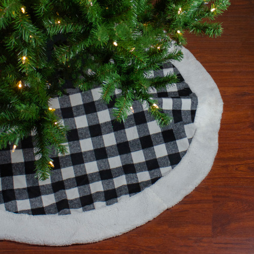 48" Black and White Buffalo Plaid Christmas Tree Skirt with High Pile Fleece Trim - IMAGE 1