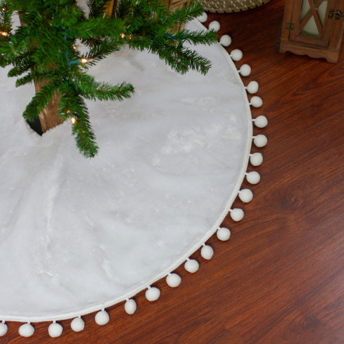 48" White Christmas Tree Skirt With a Pom Pom Border - IMAGE 1