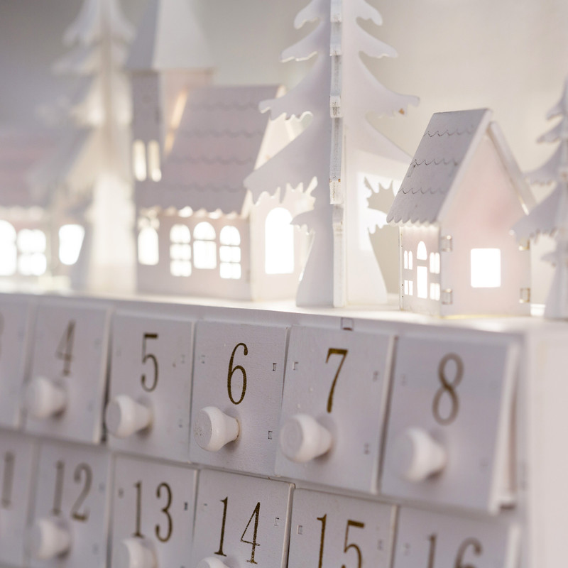 Advent Calendars: A Pretty Way to Wait for Christmas Day
