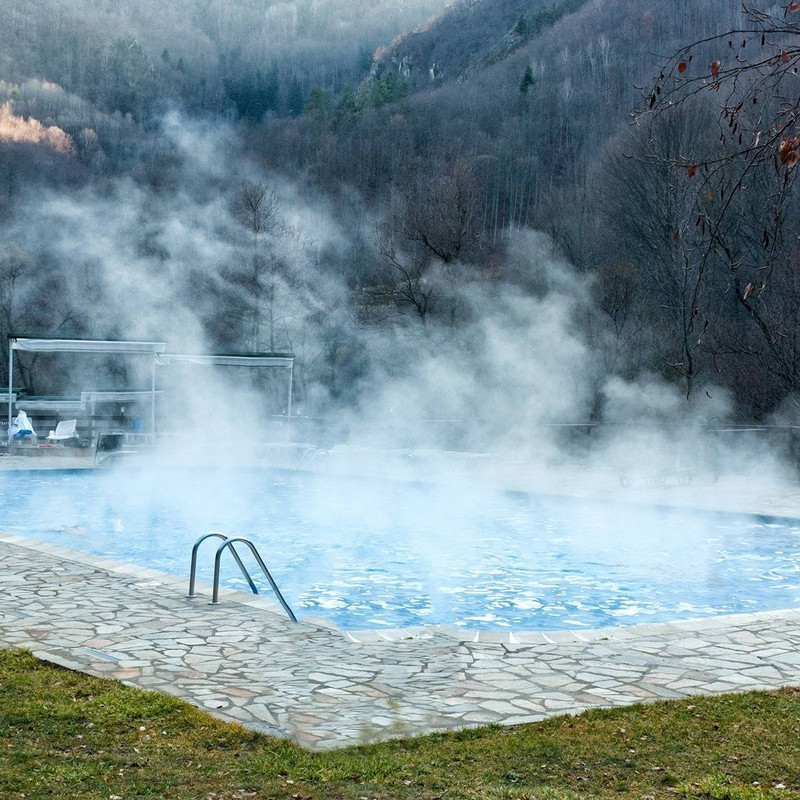 Summer Pool Care: Easy Tips to Stop Water Evaporation