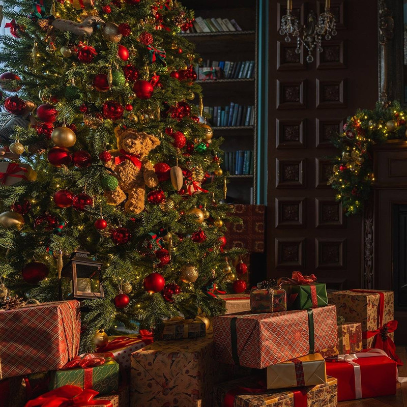 Tree Trimming Tips: 8 Ways to Improve the Look of Your Christmas Tree