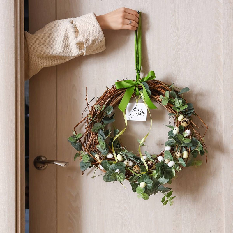 Hang, Love, Repeat: Seasonal Wreaths for Every Month of the Year