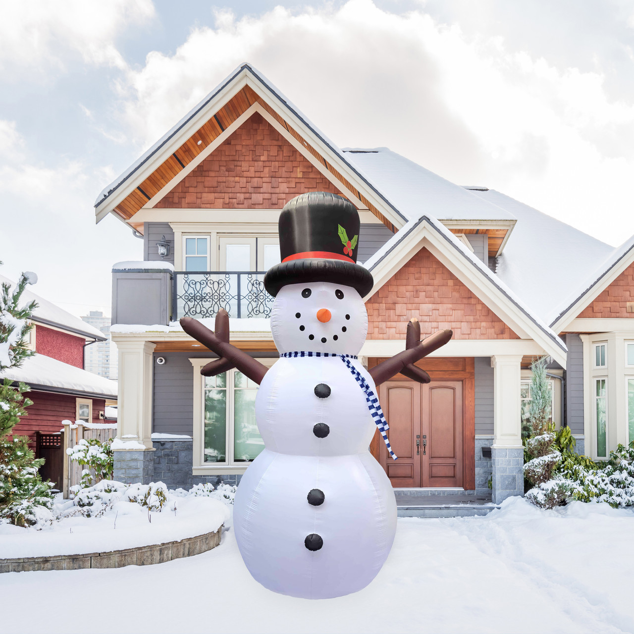 Lighted Inflatable Snowman Outdoor Commerical Christmas Decoration - 20' |  Christmas Central, image size:1280x1280