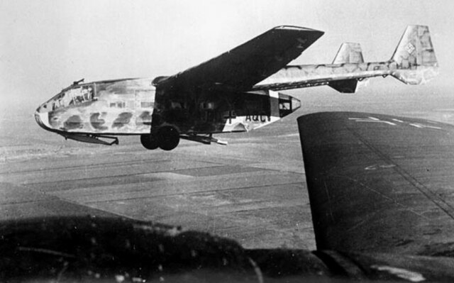 Go 242 aircraft