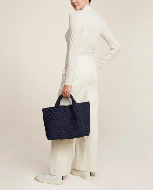ST. BARTHS MEDIUM TOTE, INK BLUE ST. BARTHS MEDIUM TOTE, INK BLUE