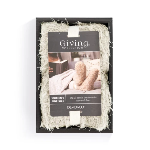 Giving Collection Cool Cream Cozy Giving Socks Set slide 