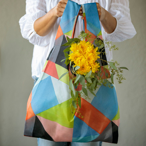 ArtLifting Tote-Pyramid slide 