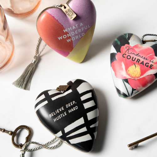 ArtLifting Art Heart - Camellia Tsubaki slide