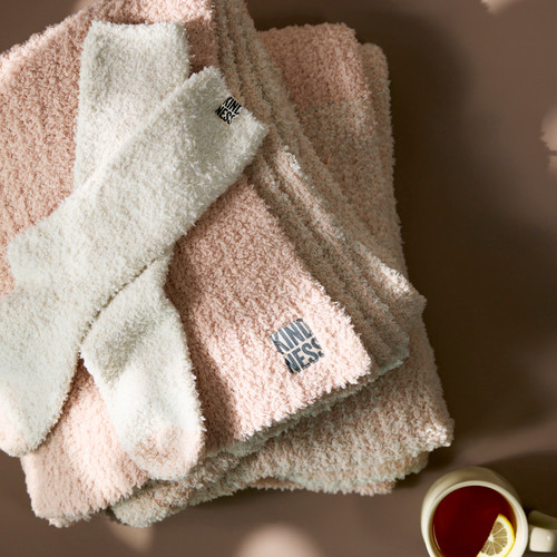 Throw Blanket - Rose Cloud slide 