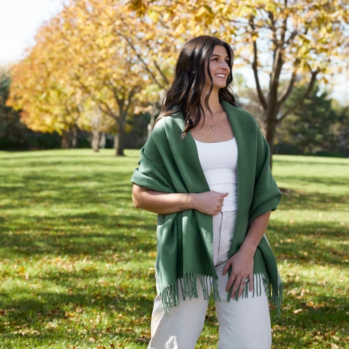 Giving Collection Vibrant Green Fringed Giving Wrap slide 