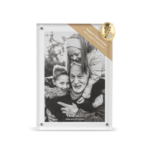 Acrylic Magnetic Frame - 4x6in slide 