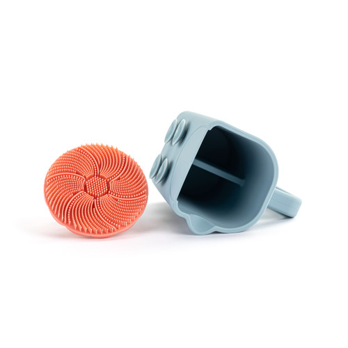 Pink Bathtime Brush + Blue Cup slide 