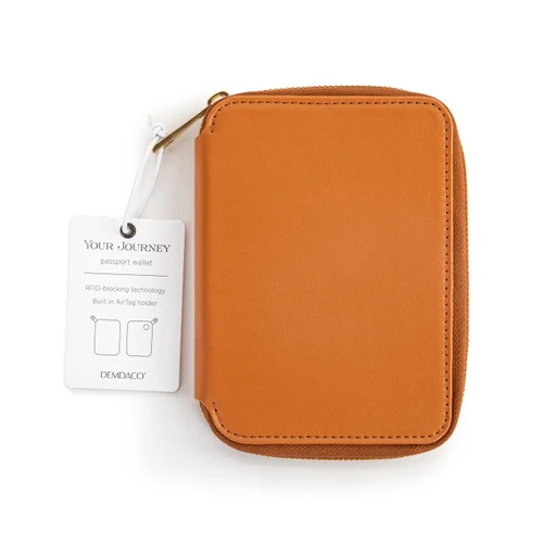Saddle Passport RFID Wallet - 4x6in slide 