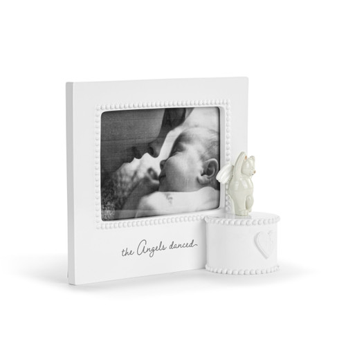 Angels Danced Cream Bear Musical Frame slide