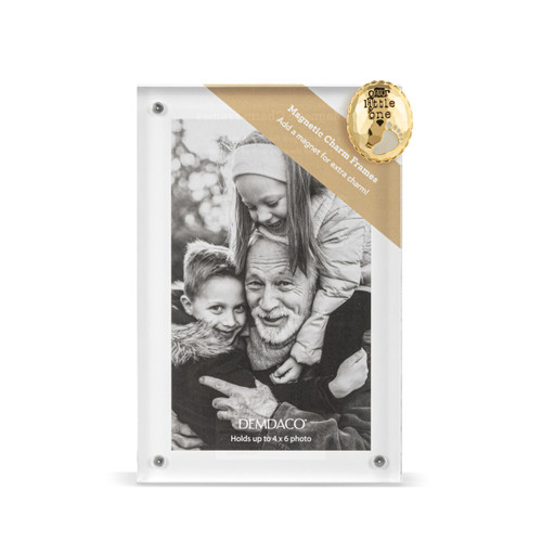 Acrylic Magnetic Frame - 5x7in slide 