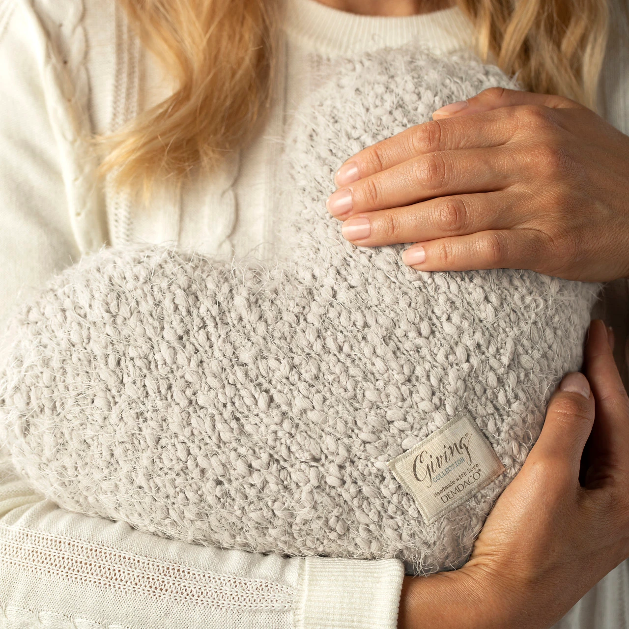 Giving Collection Cream Weighted Giving Heart 1.85lb thumbnail