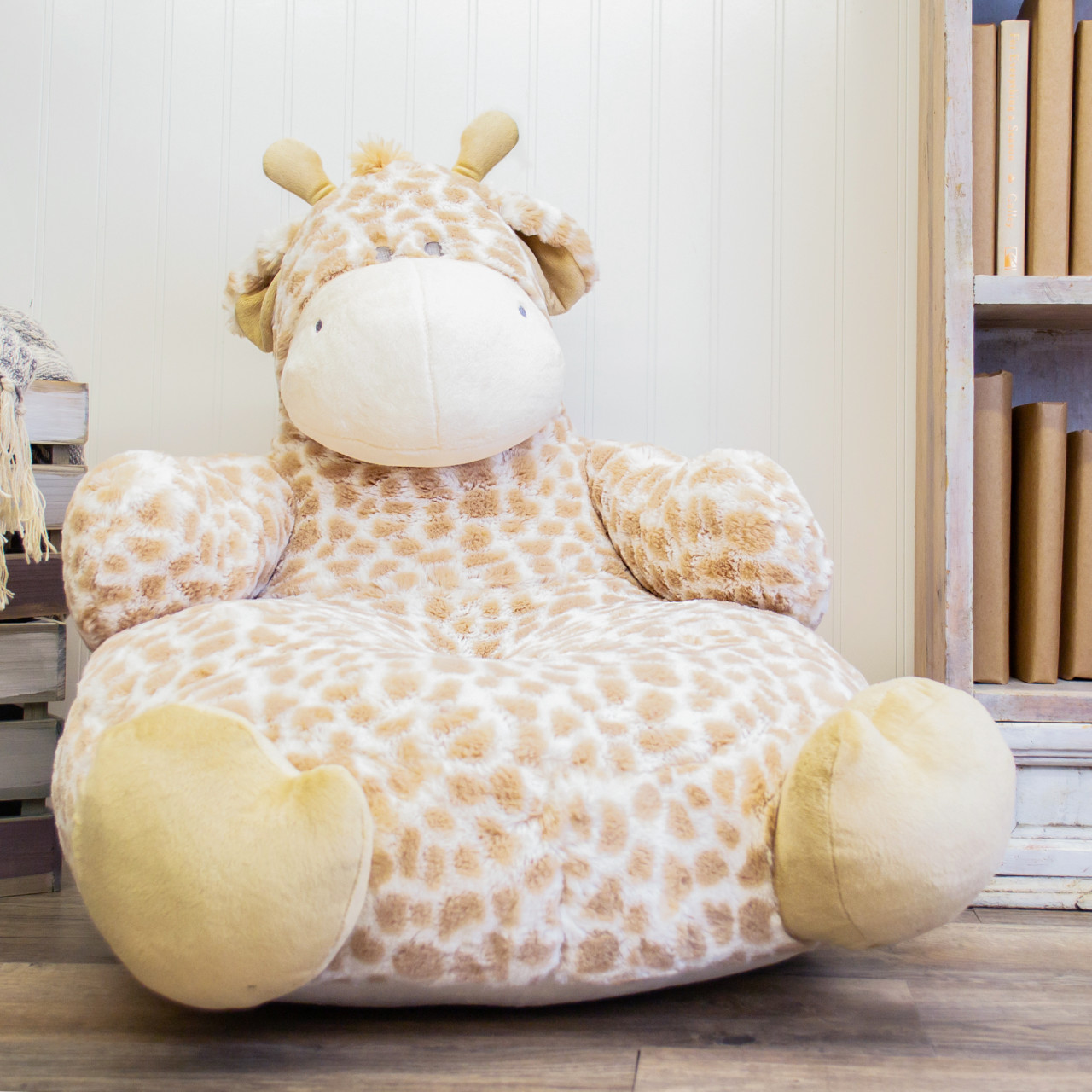 Jordan Giraffe Chair by Luxurious Baby thumbnail