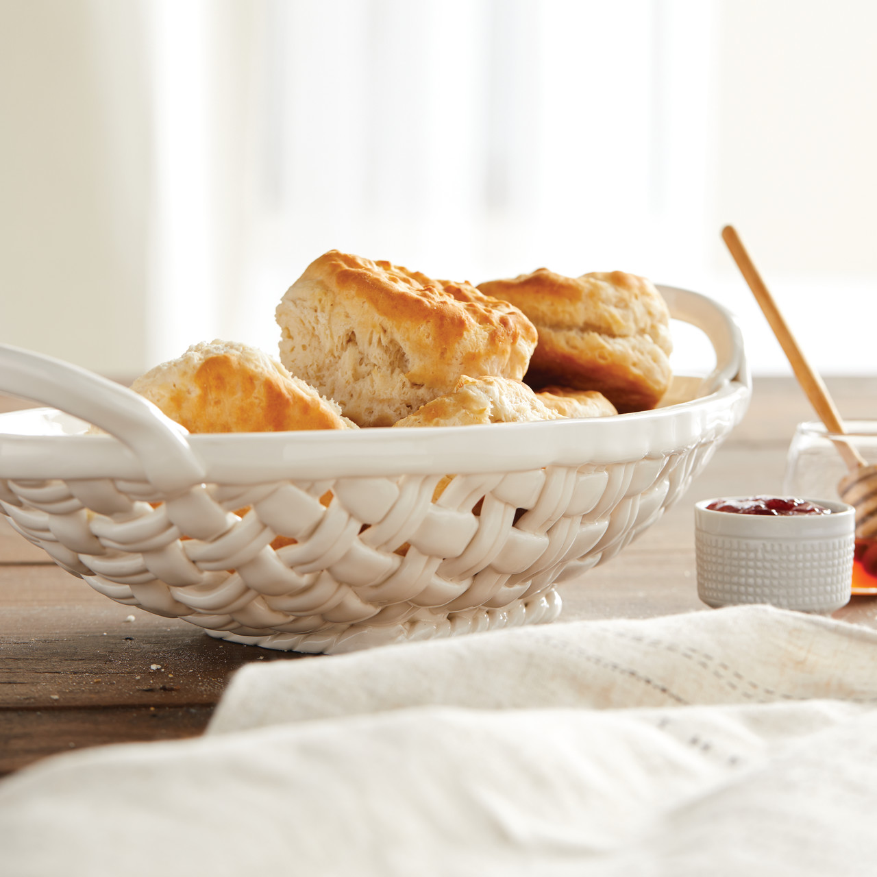Gatherings Collection Ceramic Bread Basket With Towel thumbnail