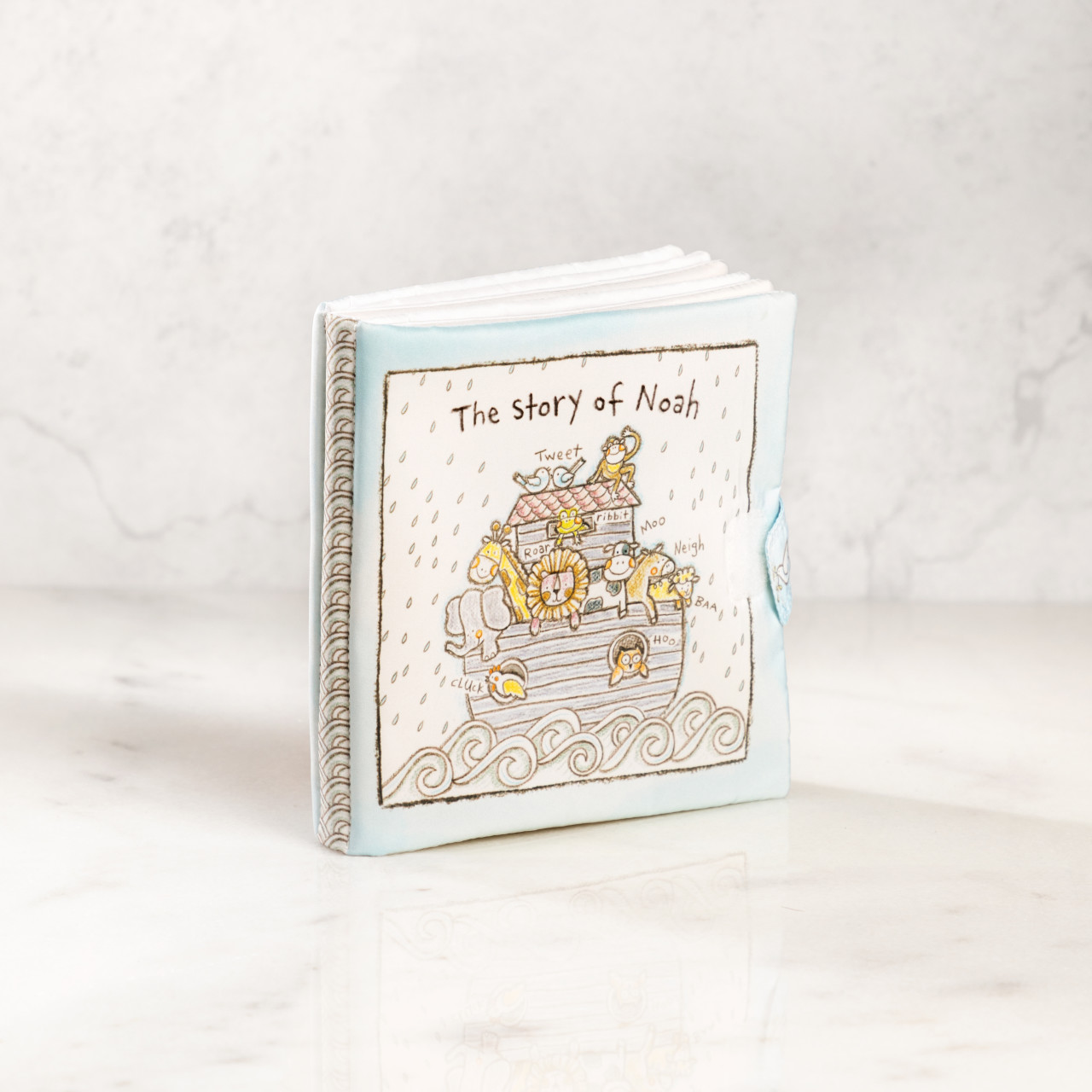 The Story of Noah Soft Book thumbnail
