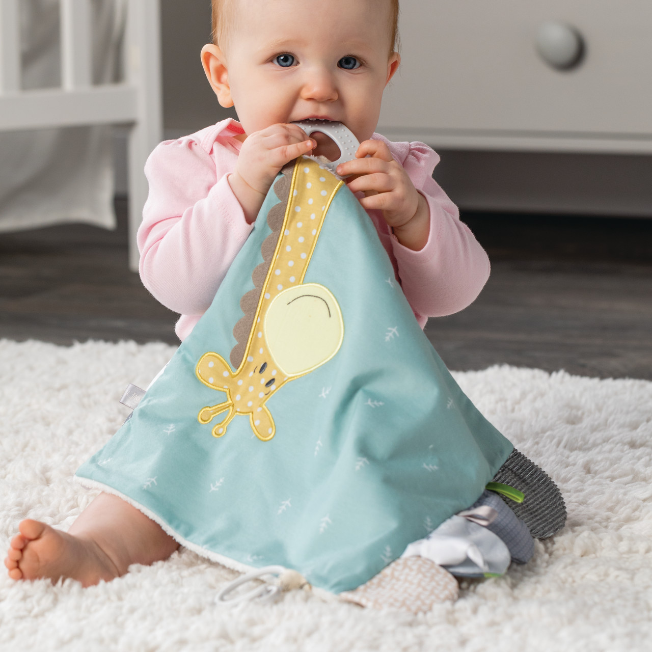 Activity Blankie - Giraffe thumbnail