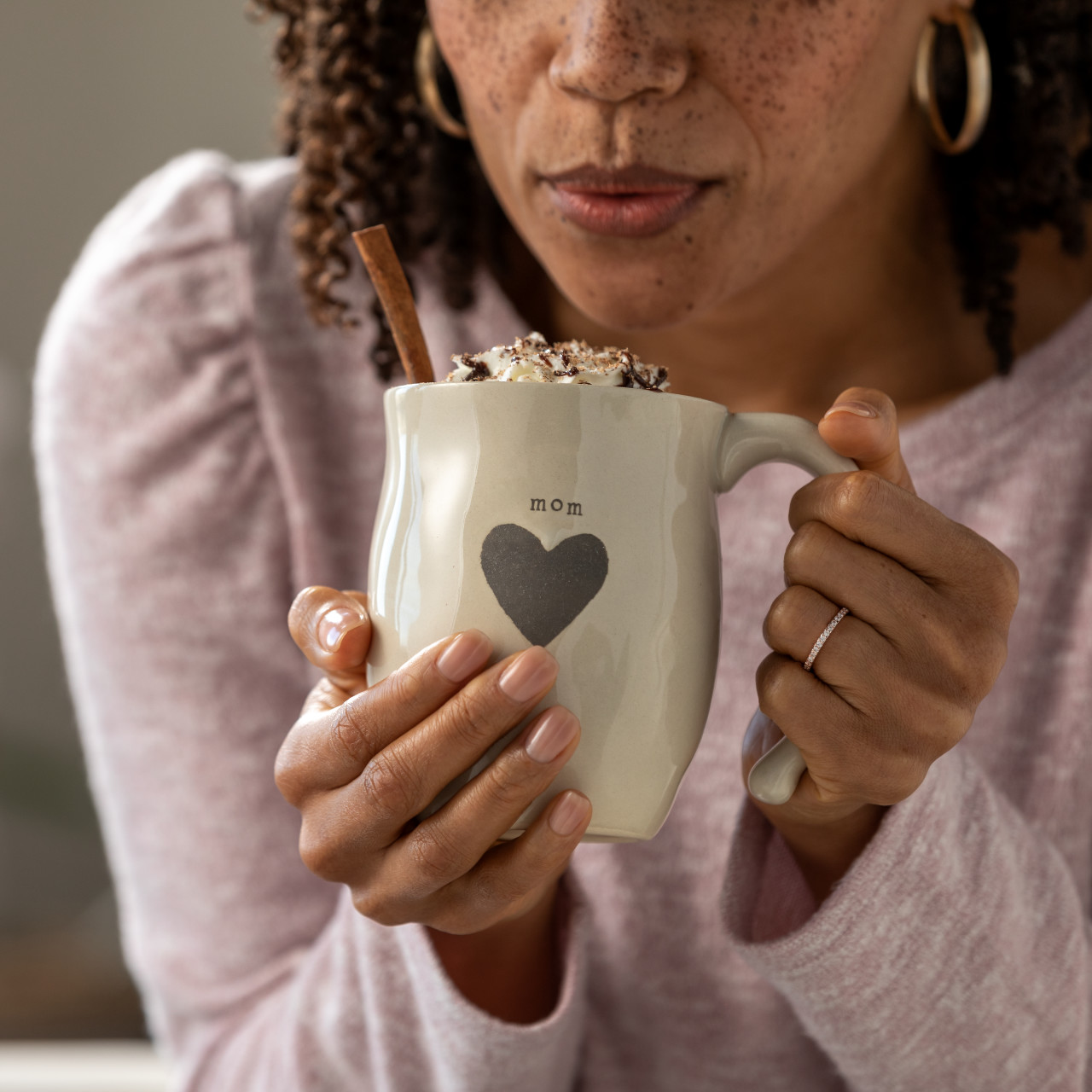 Warm Heart Ivory Stoneware Mom Heart Mug 16oz thumbnail