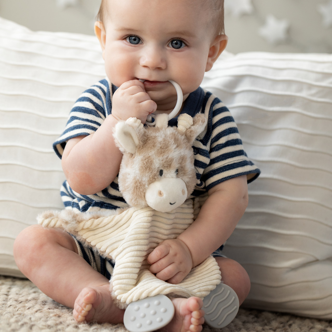 Giraffe Teether Buddy thumbnail
