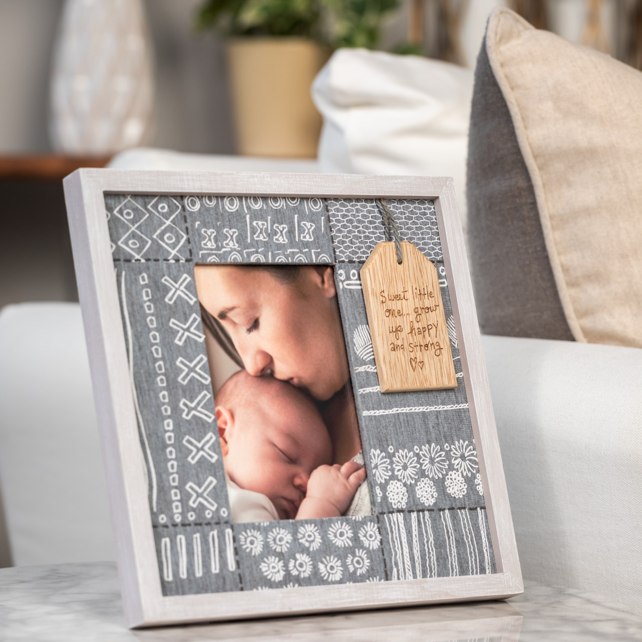 Little One Wood Tag Frame thumbnail
