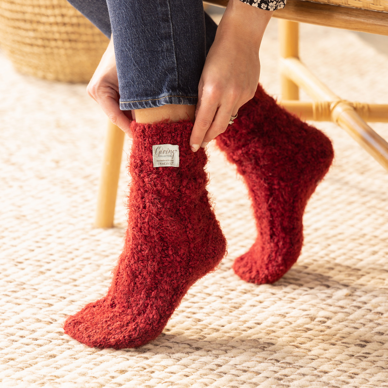 Giving Collection Vibrant Red Cozy Giving Socks Set thumbnail