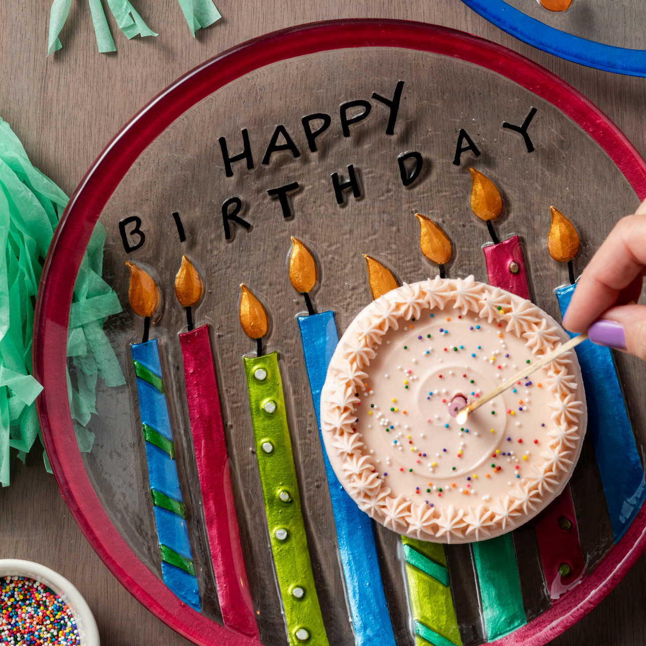 Birthday Candles Round Plate thumbnail