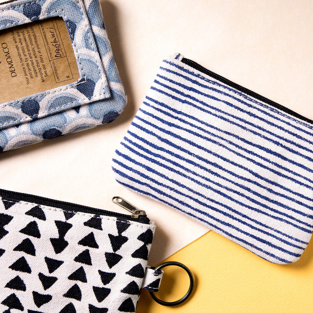 JOYN ID Holder - Navy Pinstripes thumbnail